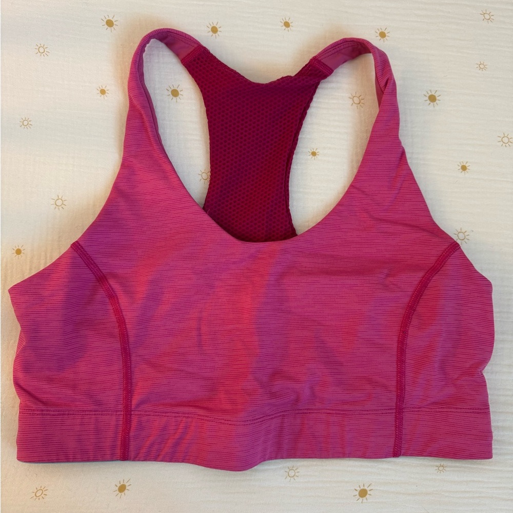GUC Outdoor Voices Doing Things Sports Bra in Raspberry Pink